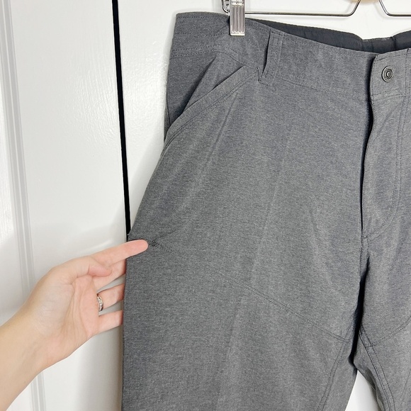 Kuhl RENEGADE SHORTS Size 36 Charcoal Grey 10" inseam - Picture 6 of 9